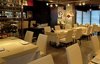 t-photo_dining.jpg